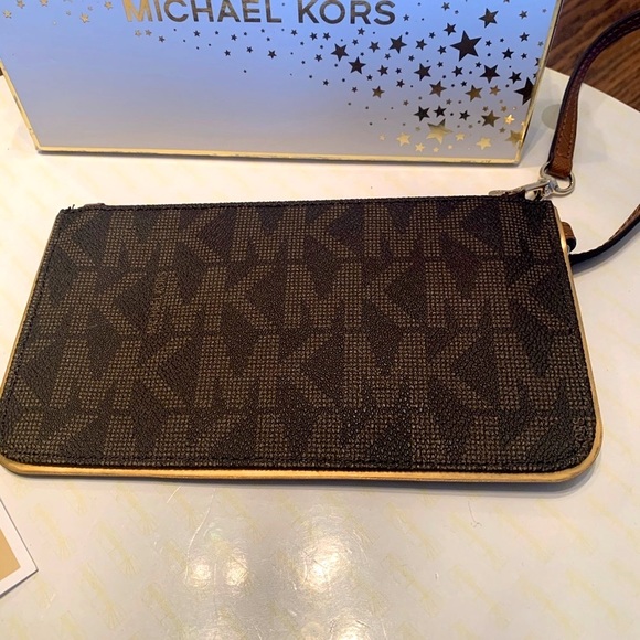Michael Kors Specchio Jet Set Travel Wristlet NWT - Picture 6 of 11